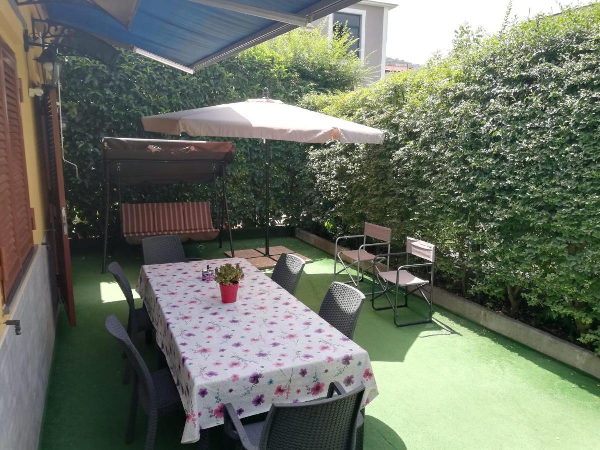 Depandance Con Piscina In Uso In Esclusivo In B&B Сант-Антонио-Абате Экстерьер фото